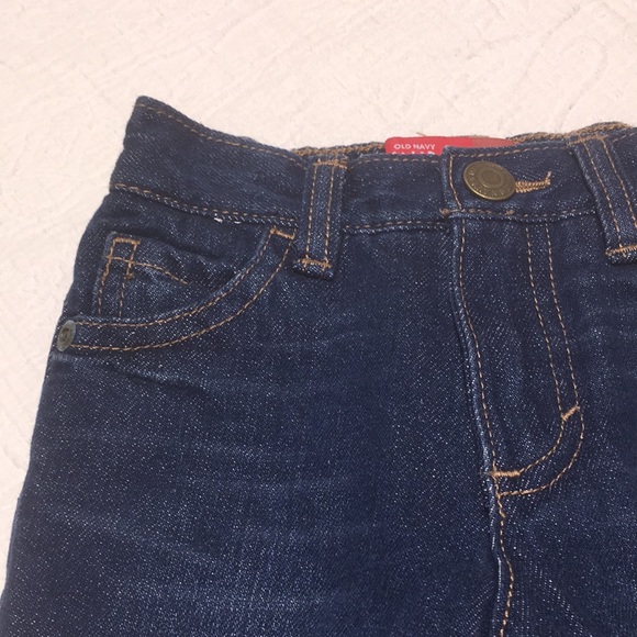 6-12m (4/$20) Fleece-Lined Jeans by Old Navy - Picture 8 of 14